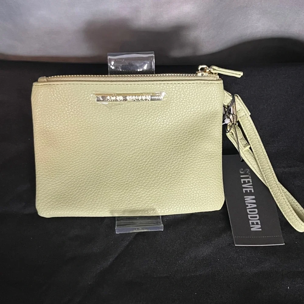 Steve Madden Sage Green Pebble Faux Leather Wristlet Pouch Gold Hardware NWT
